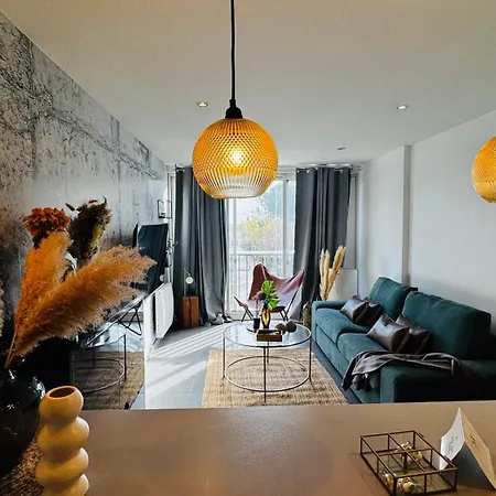 Acces Direct Et De Toutes Commodites לה גרנד מוט