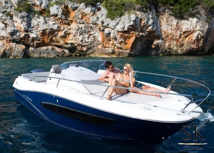 Accès Direct Et De Toutes Commodités